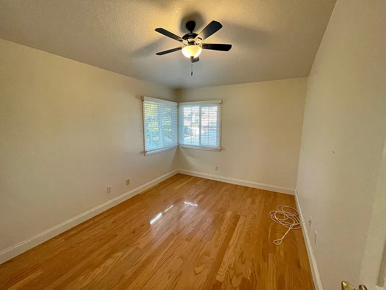 24939 Shoshone Dr — Photo 19