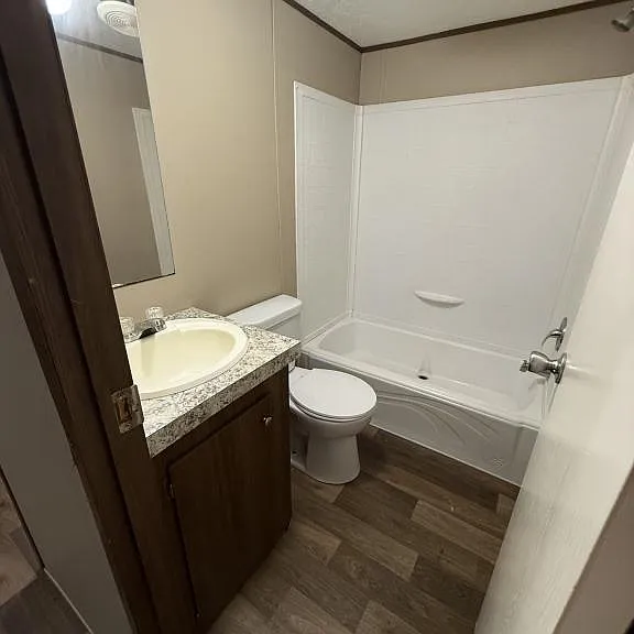 611 W Matthews St #35 — Photo 16