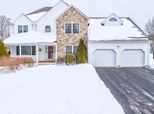 49 Prospect St, Auburn, MA 01501