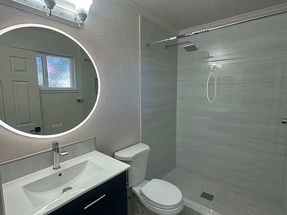 5th image of 1672 Silverstone Pl