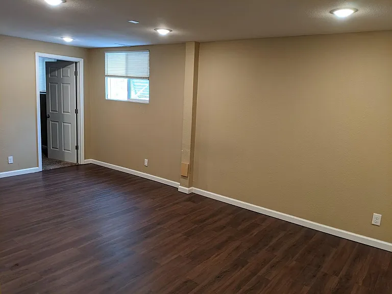 4140 W Ellsworth Ave #B — Photo 4