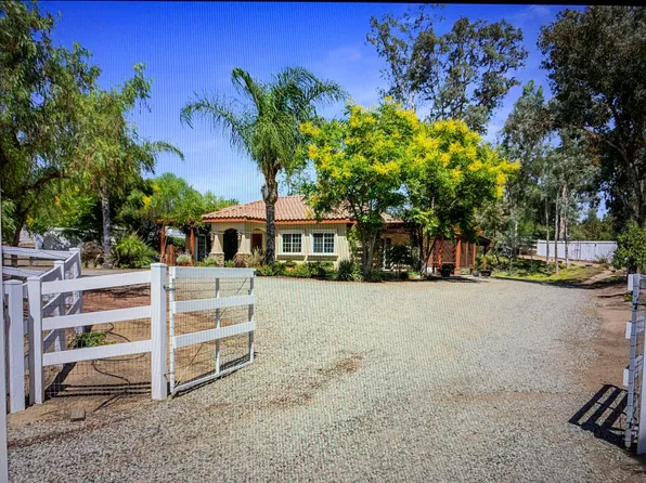 36090 Monte De Oro St, Temecula, CA 92592