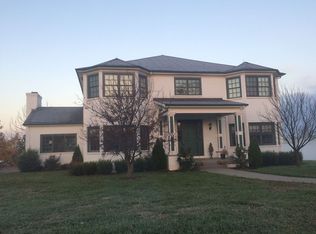3910 Pinckard Pike, Versailles, KY