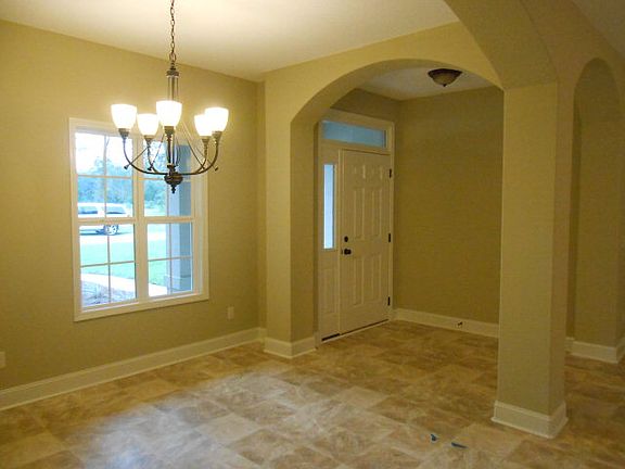 3rd image of 109 Satilla Sands Dr