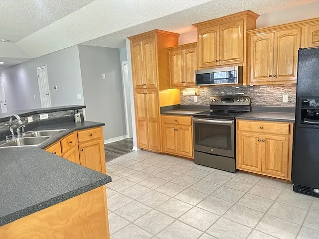 543 Ard Dr — Photo 5