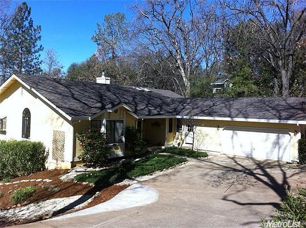 1st image of 1659 Country Club Dr