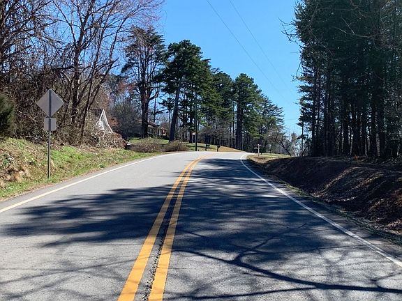 4th image of 3832 Old Dahlonega Hwy