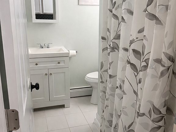 5th image of 989 Mendon Rd #1