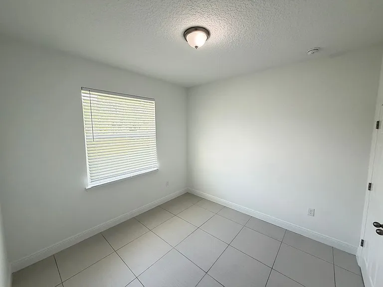 2481 San Filippo Dr SE — Photo 17