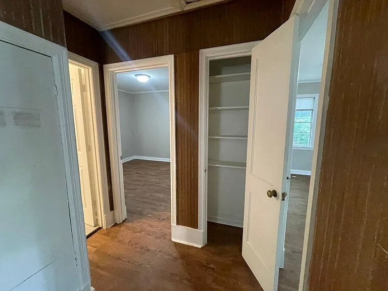 420 Hodges St — Photo 9