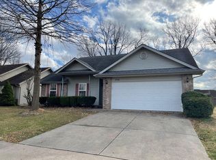 3726 W Kay Pointe Blvd, Springfield, MO 65802