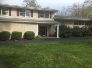 10 Spring Ln, Warren, NJ 07059