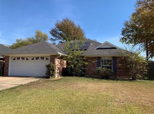 1513 Winchester Dr, Bossier City, LA 71112