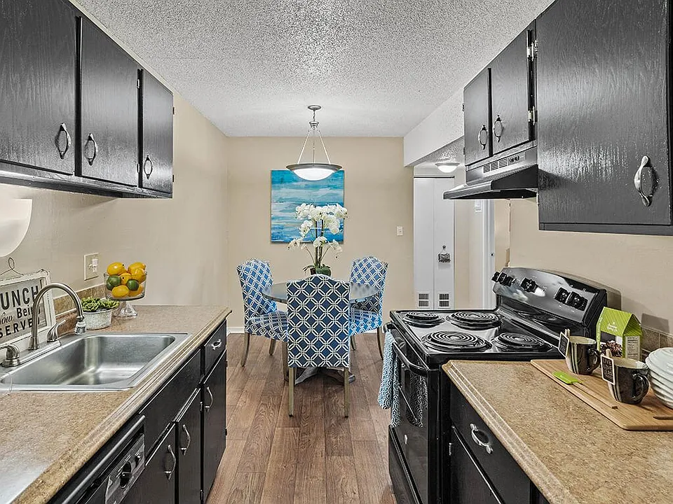 Fully-Equipped Kitchen with Appliances