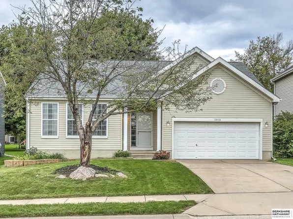 3818 S 189th St, Omaha, NE 68135