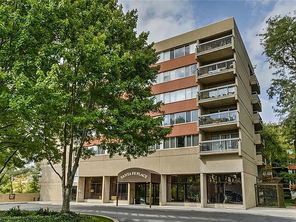 3rd image of 2525 Main St APT 411