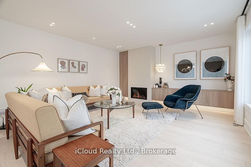 Burlington House for rent - 5 Bedrooms — photo 19