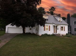 66 Torrey St, Clintonville, WI 54929