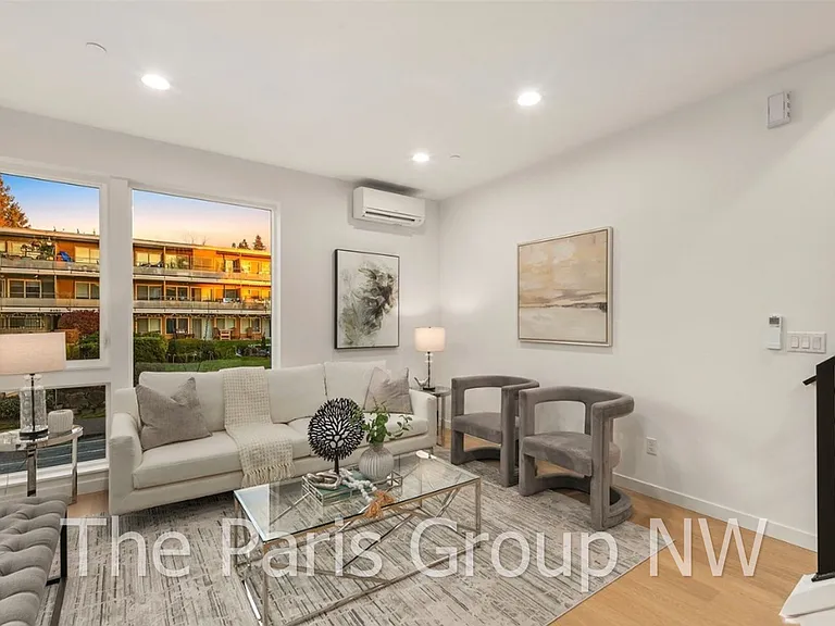 8453 Delridge Way SW — Photo 16
