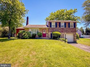 74 Meadow Ln, Richboro, PA 18954