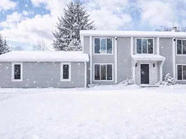 351 Monroe Wayne County Line Rd, Macedon, NY 14502
