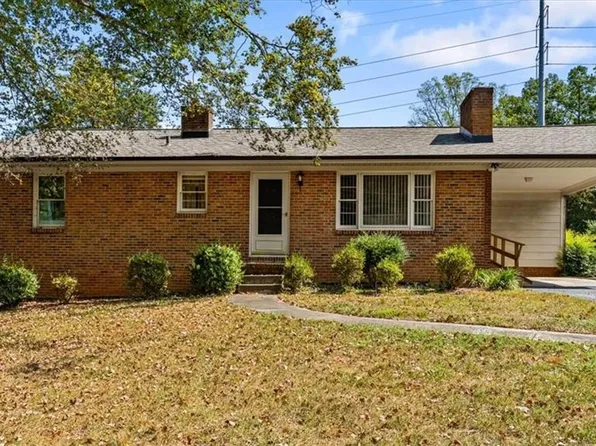 4004 Sherman Dr, Winston Salem, NC 27127