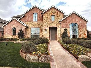 8301 Munich Dr, Rowlett, TX 75089