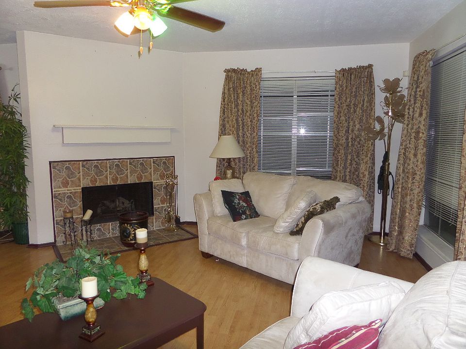 1st image of 7458 Bahia Ln