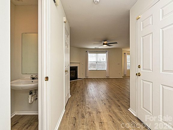 3rd image of 8712 Westhope St