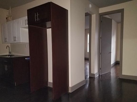 3rd image of 1275 Lafayette Ave APT 3A