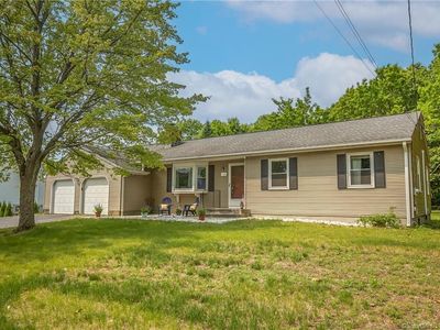 106 Raffia Road, Enfield, CT, 06082