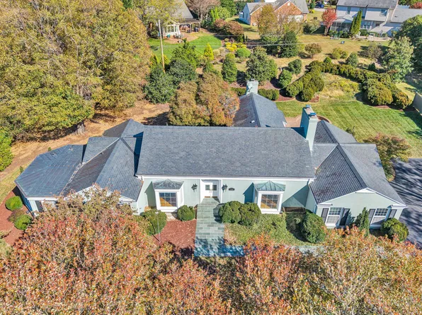 7323 La Marre Cir, Roanoke, VA 24019