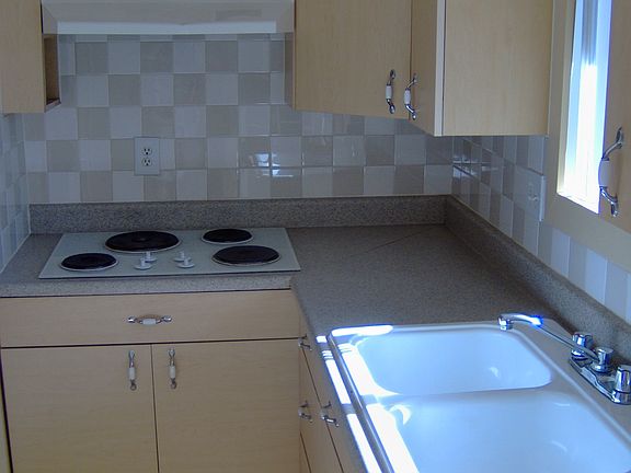 Pullman Kitchen