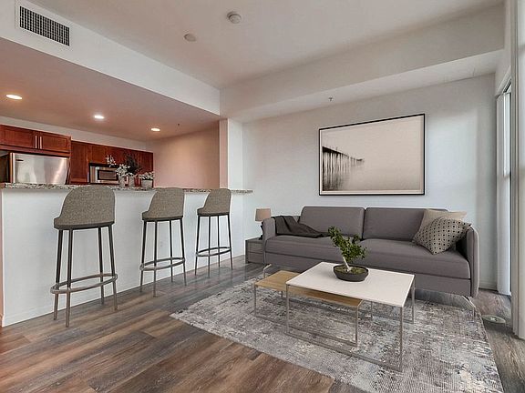 3rd image of 253 10th Ave Unit 228