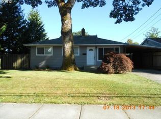 475 E Hereford St, Gladstone, OR 97027