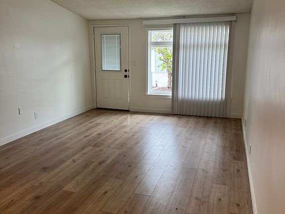 2nd image of 2472 Elden Ave #C