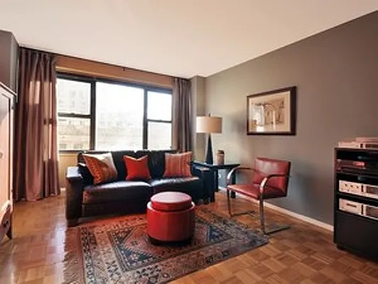 Sold by Corcoran | media 8