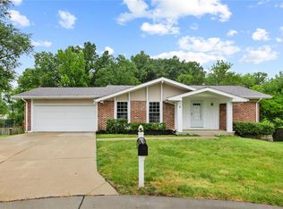 5 Cherrywood Ct, Saint Peters, MO