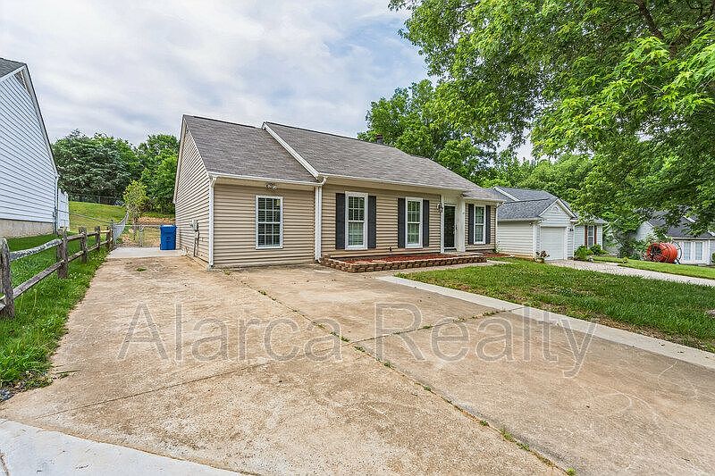 1st image of 14031 Eden Ct