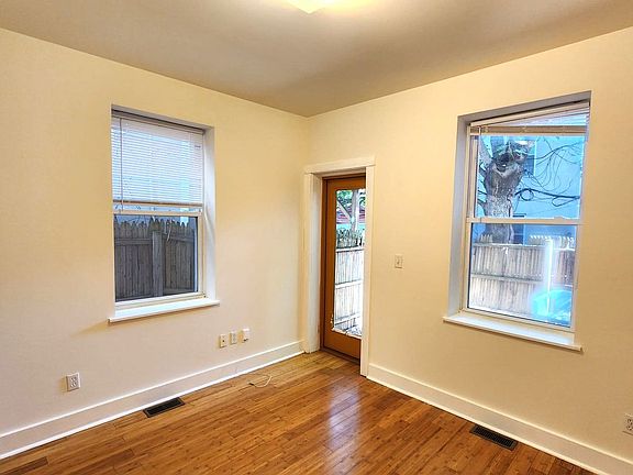 2nd image of 2907 W Girard Ave #1