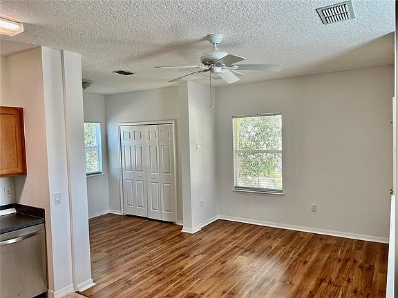 3rd image of 1003 Wild Elm St #B
