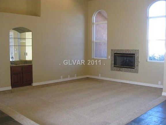 5th image of 2040 S Tenaya Way