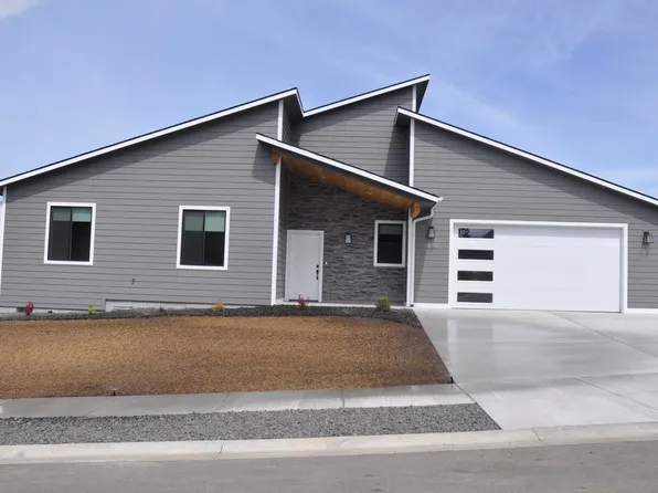 1200 NW Overlook Dr, Pullman, WA 99163