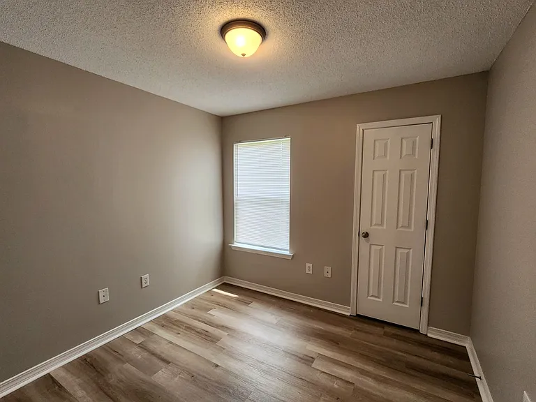 1732 Abbey Loop — Photo 26