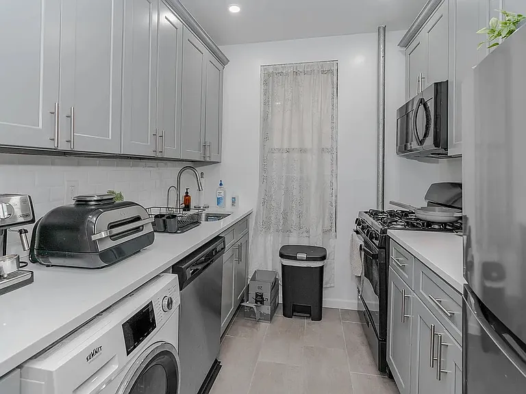30-39 34th St #4A — Photo 3