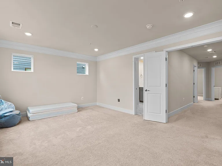 7638 Quartzite Ln — Photo 18