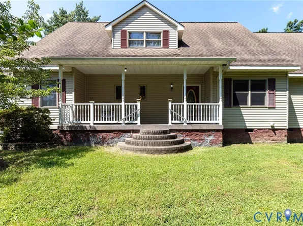 1465 Old Richmond Rd, Blackstone, VA 23824