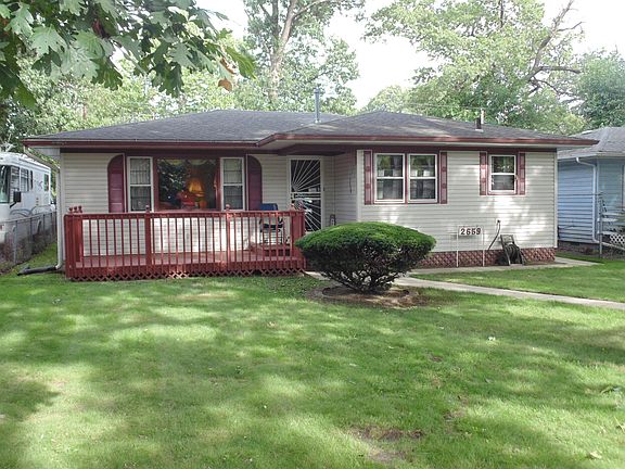 3rd image of 2659 Vermillion St