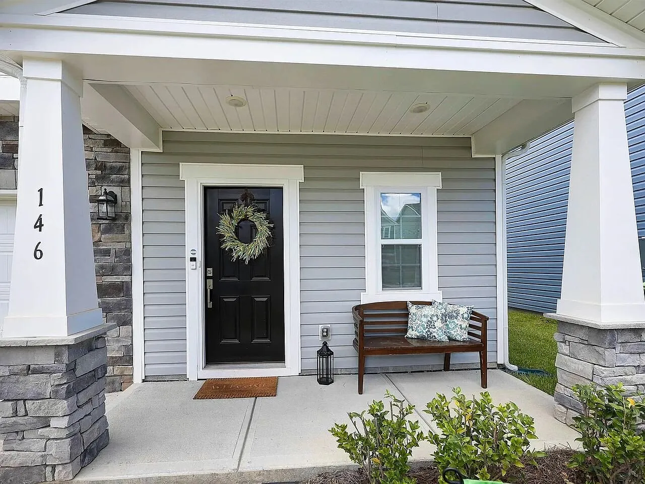 3 bed, 3.0 bath, 1714 sqft, $2,000 — Photo 3