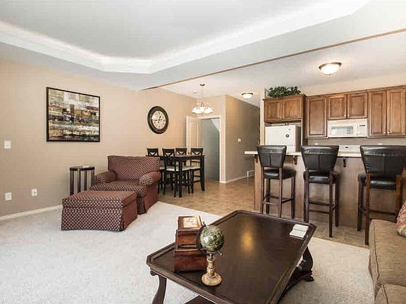 5th image of 1695 W Main Cir Unit 3